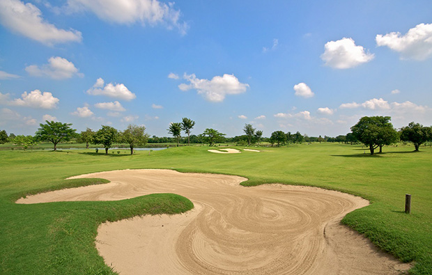 bunkers, chiangmai inthanon golf resort, chiang mai, thailand