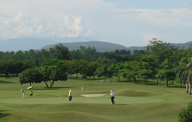 putting, royal chiang mai golf resort, chiang mai, thailand