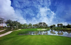 lake reflections, gassan legacy golf club, chiang mai, thailand