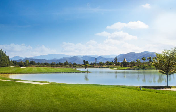 Gassan Panorama Golf Club Fairway
