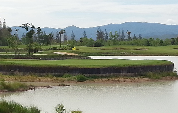 island green, gassan legacy golf club, chiang mai, thailand