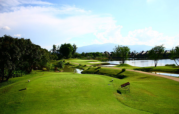 tee box, mae jo golf club, chiang mai, thailand